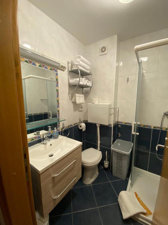 Apartmani Funda Bol Luaran gambar