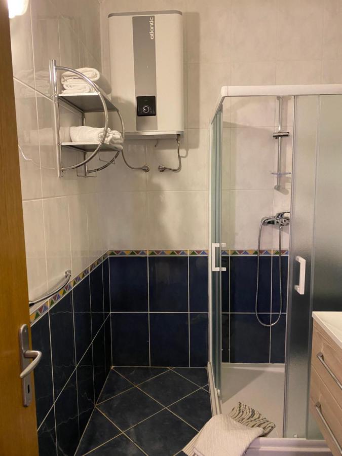 Apartmani Funda Bol Luaran gambar